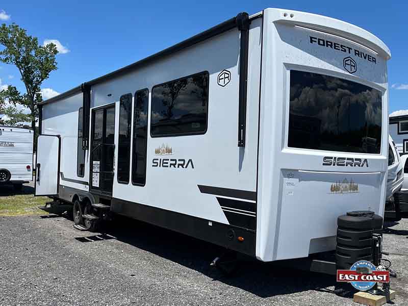 2026 Forest River Sierra 422FKL-2 2026 Forest River Sierra 422FKL-2